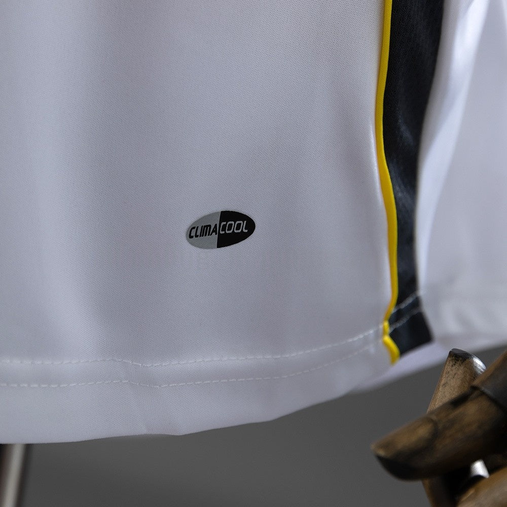 Japan Jersey 2006 Away Retro Football Kit product image 3