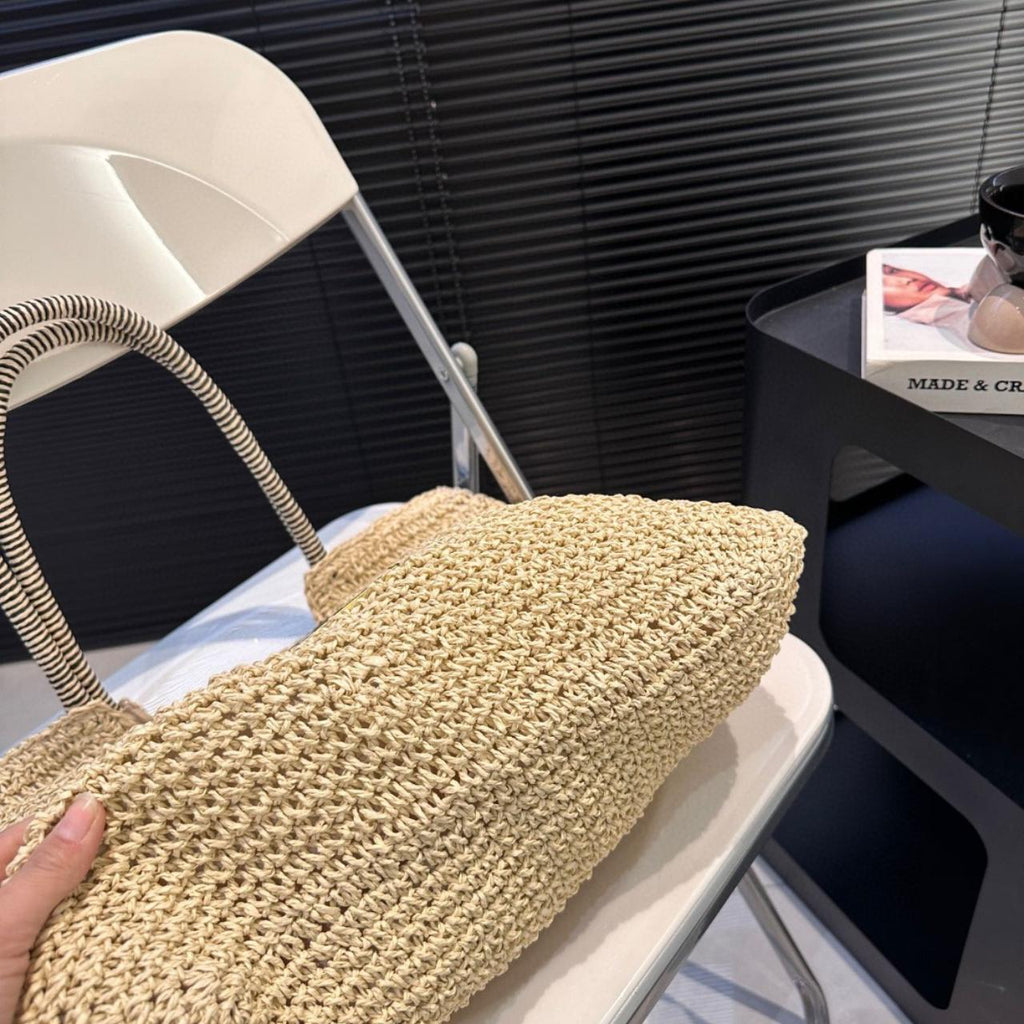 Saint Laurent YSL Raffia Bag product image 3, provided for visual reference and product detail review