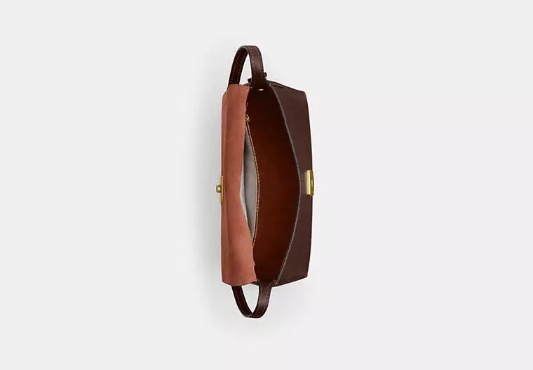 Coach Chelsea Shoulder Bag 30 product image 3, provided for visual reference and product detail review
