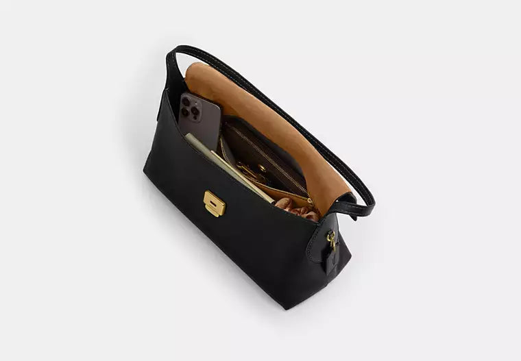 Coach Chelsea Shoulder Bag 36 product image 3, provided for visual reference and product detail review