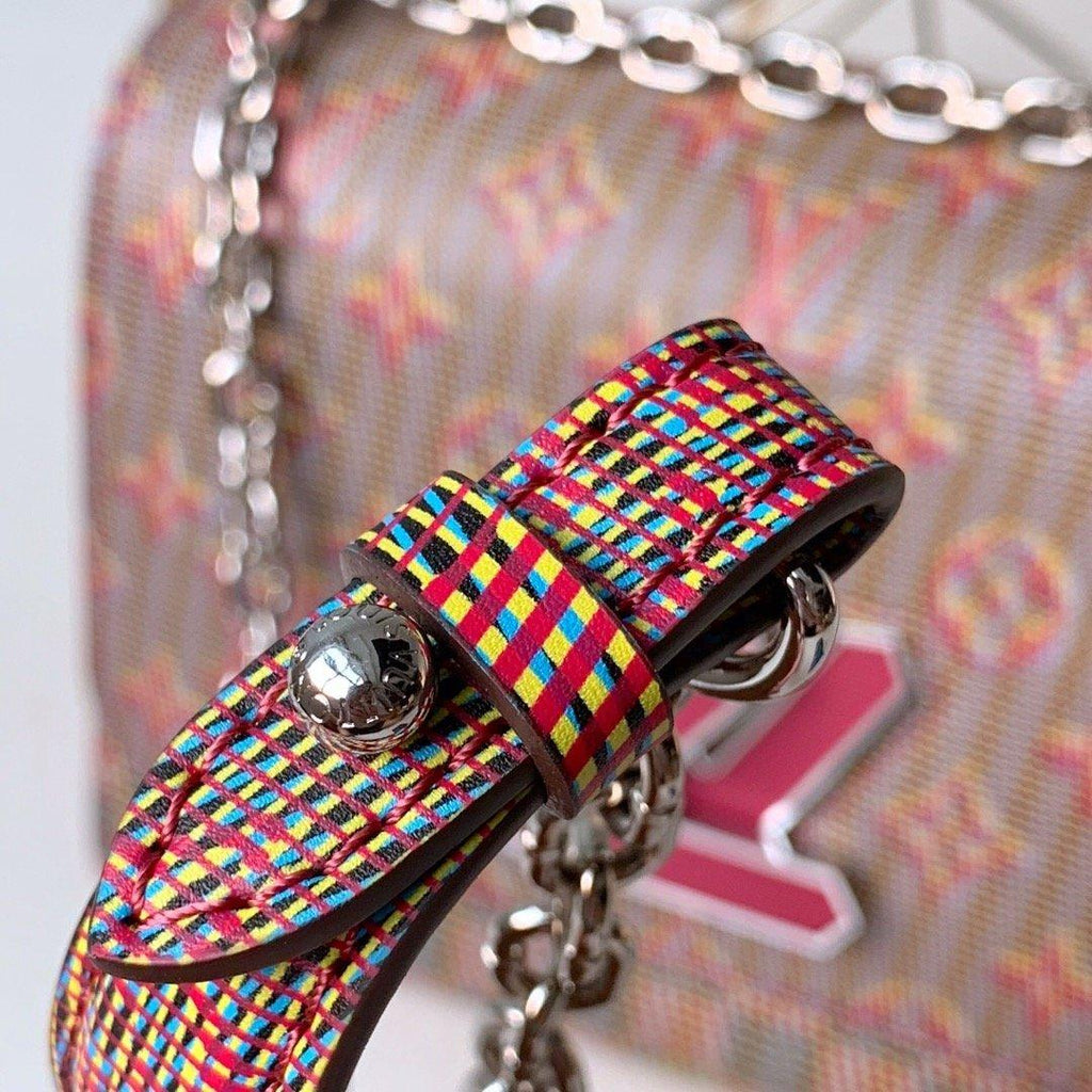 Louis Vuitton Twist MM Shoulder Bag product image 7, provided for visual reference and product detail review