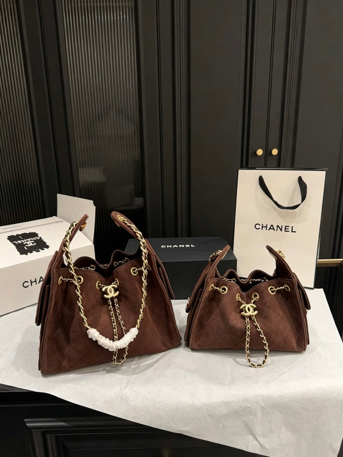 Serenityll 2001112 Chanel Bag product image 3, provided for visual reference and product detail review