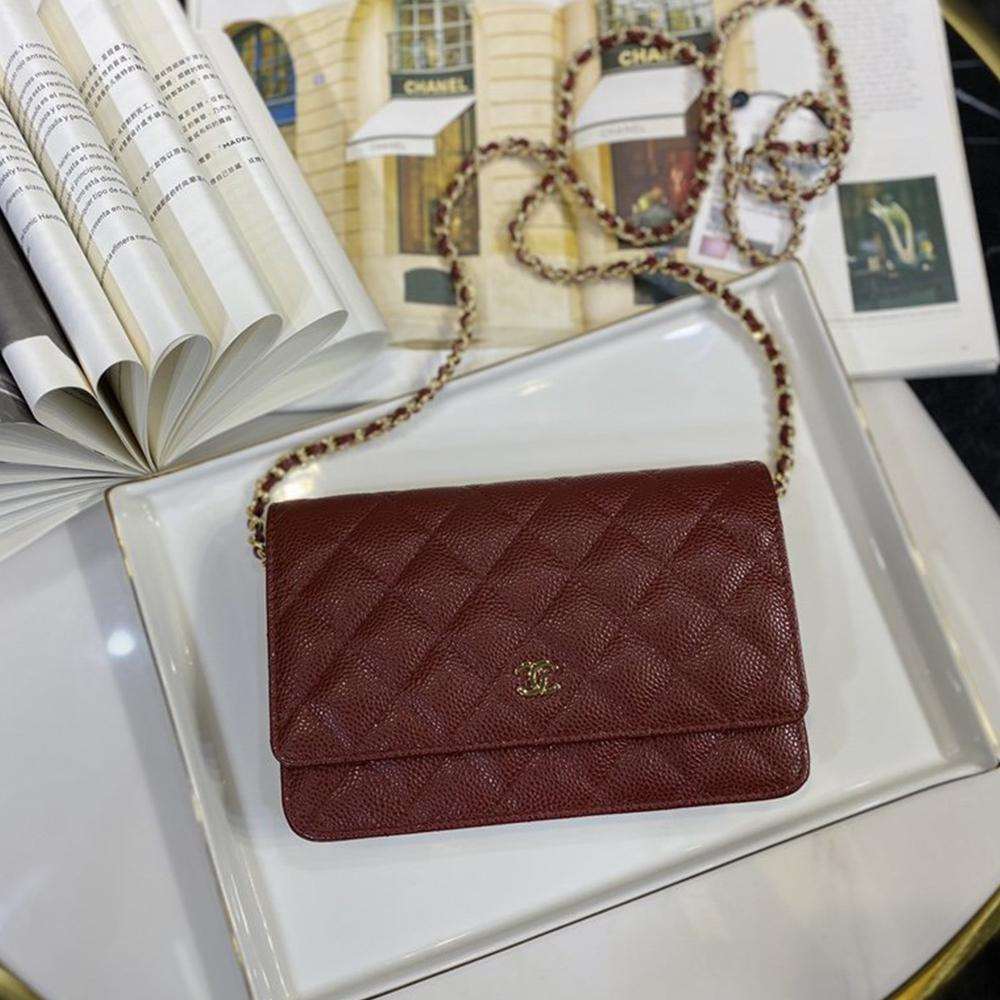 Chanel Classic Wallet On Chain Burgundy Caviar product image 1, provided for visual reference and product detail review