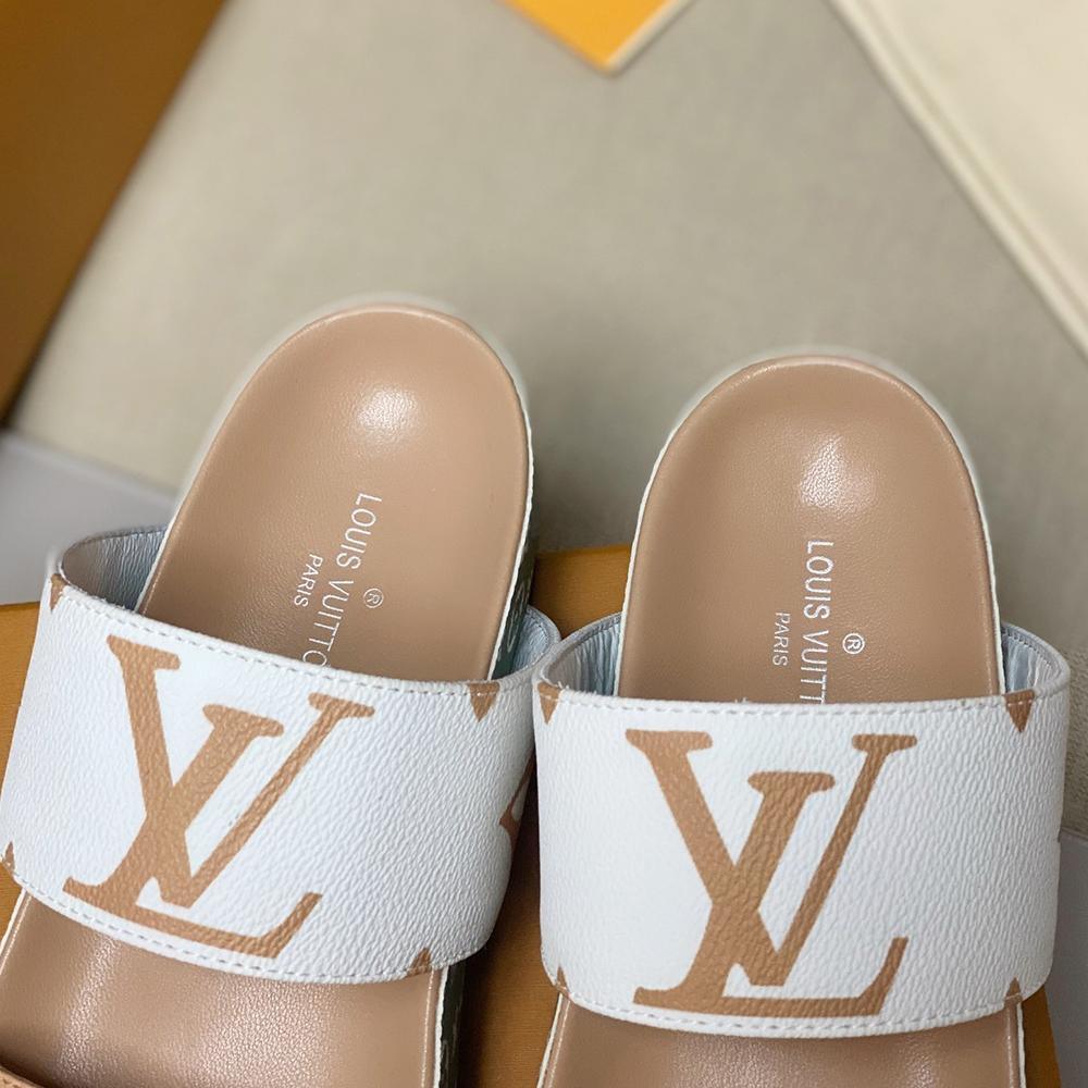 Louis Vuitton Bom Dia Mule Slides Sandals product image 6, provided for visual reference and product detail review