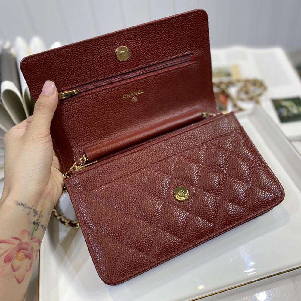 Chanel Classic Wallet On Chain Burgundy Caviar product image 7, provided for visual reference and product detail review