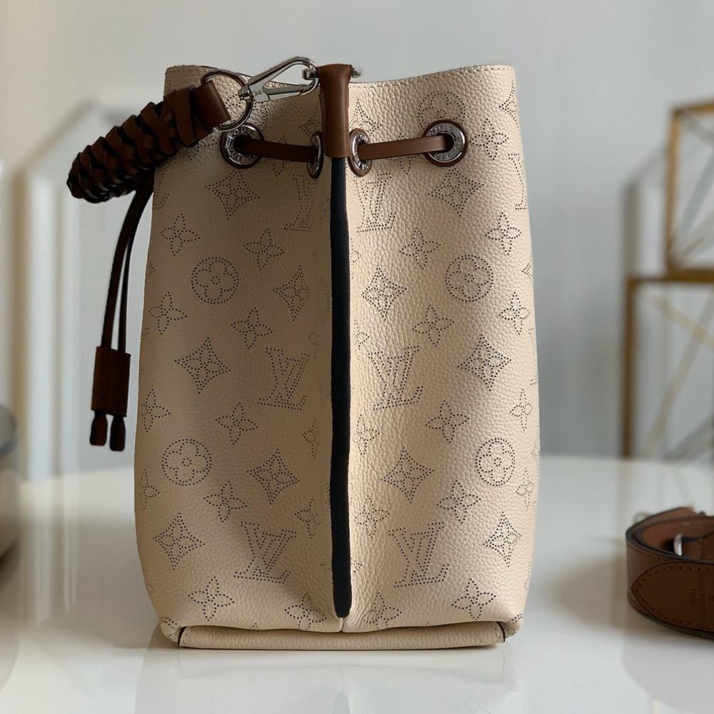 LV Muria Bucket Bag product image 3, provided for visual reference and product detail review