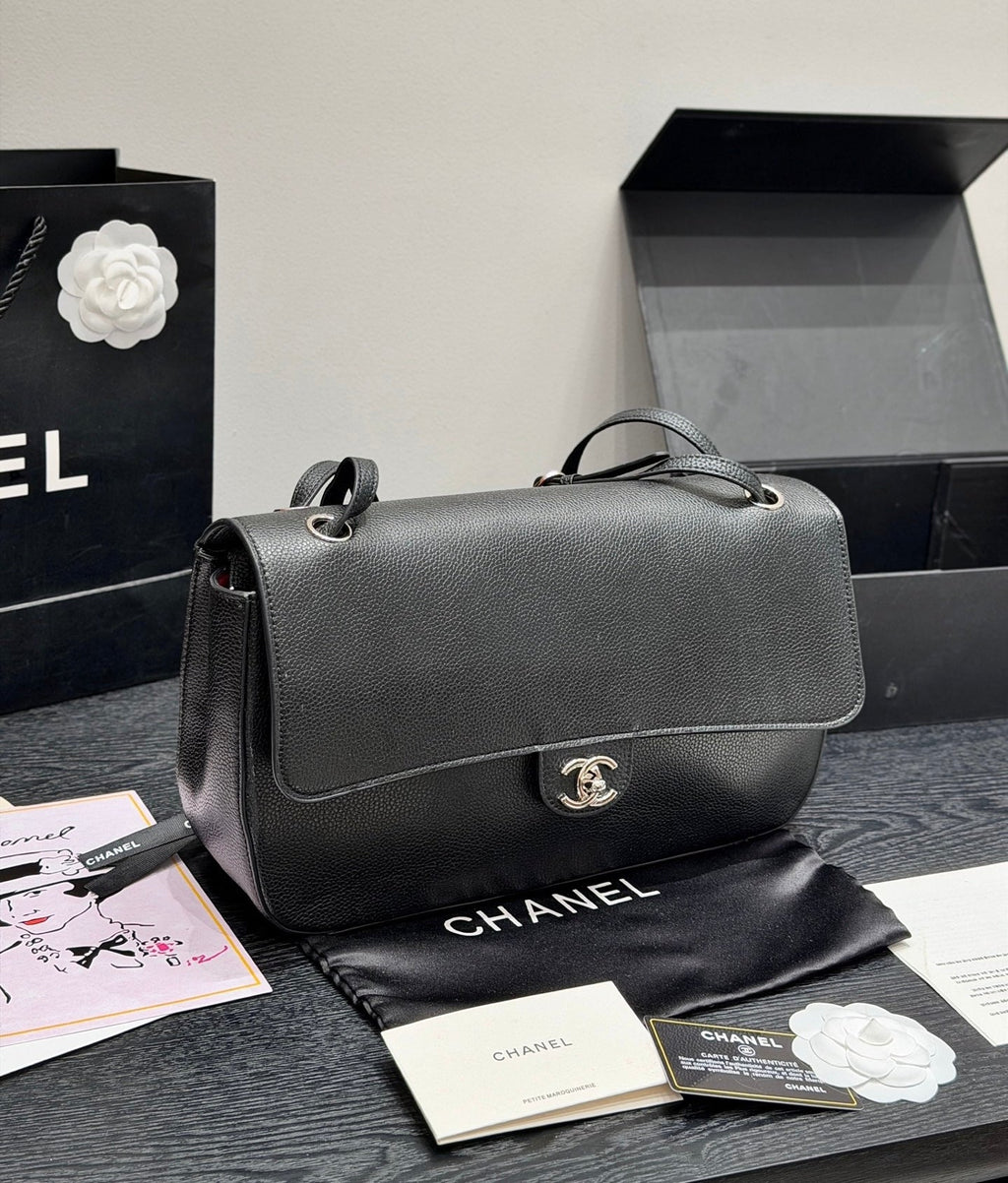 Serenityll 2001123 Chanel Bag product image 4, provided for visual reference and product detail review