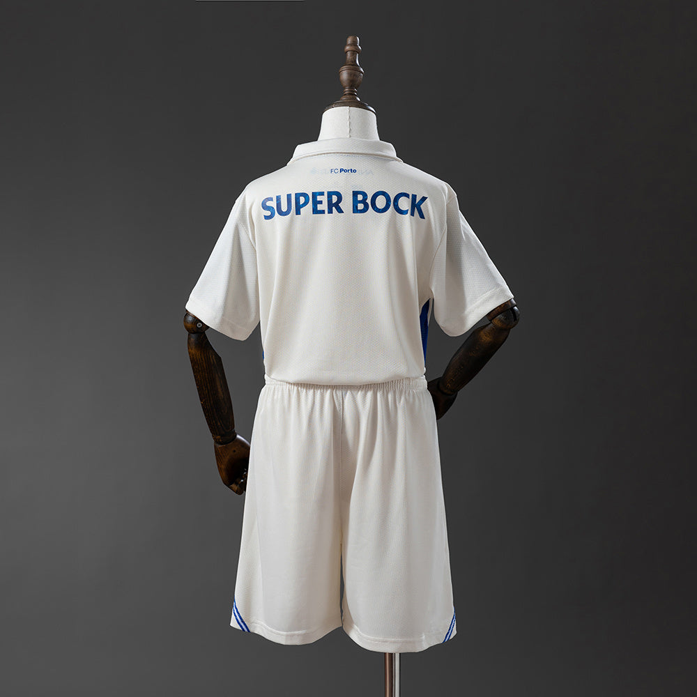 Kids FC Porto Jersey 25/26 Third Football Kit product image 2