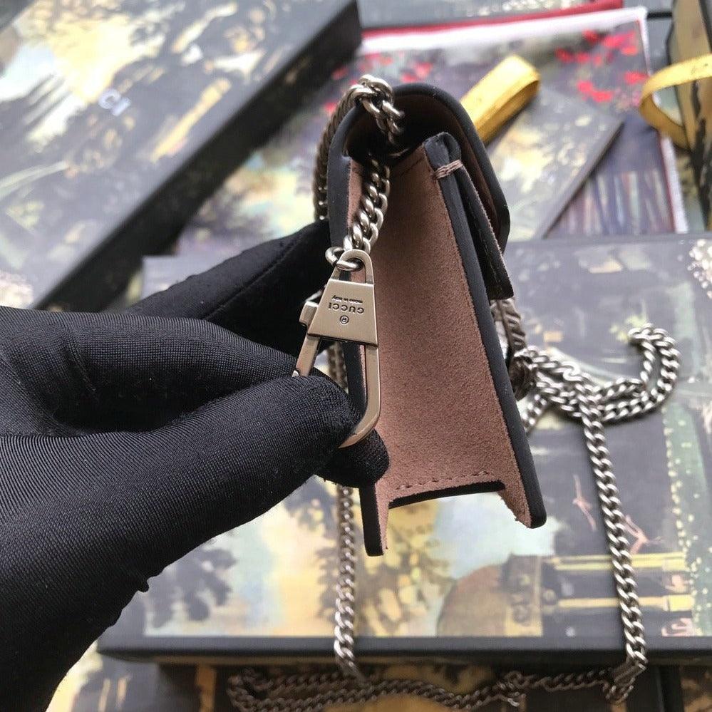 Gucci Dionysus GG Supreme Super Mini Bag product image 4, provided for visual reference and product detail review