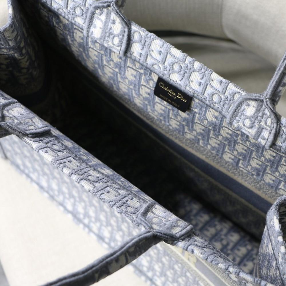 Dior Book Tote product image 8, provided for visual reference and product detail review
