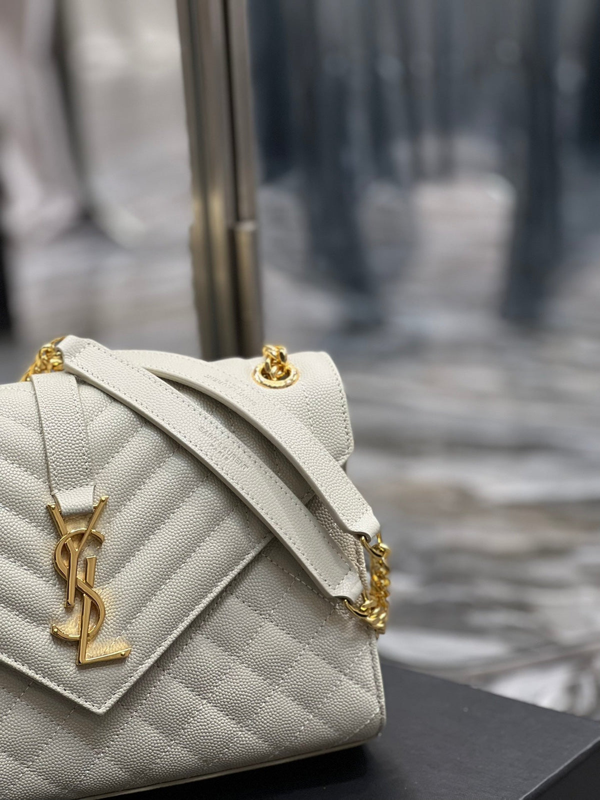 YSL Envelope Bag Medium White 487206 product image 2, provided for visual reference and product detail review