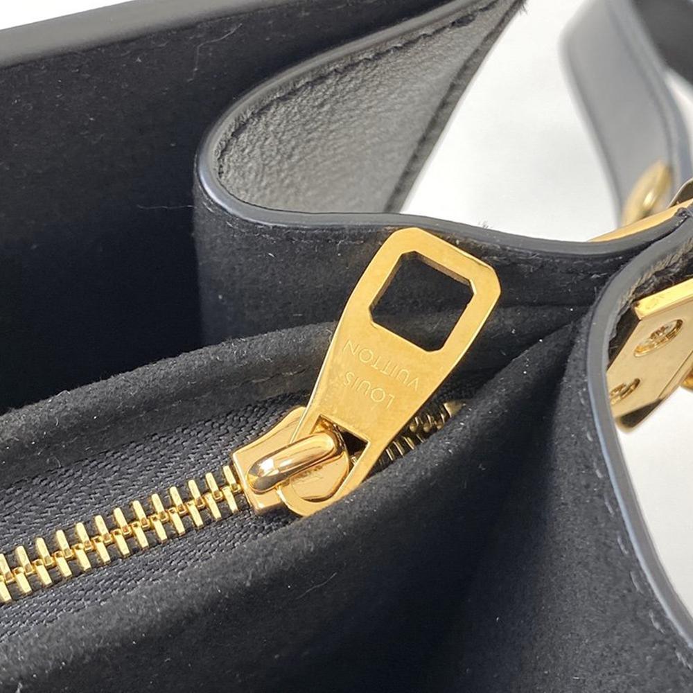 LV Dauphine MM Black Smooth Handbag product image 2, provided for visual reference and product detail review