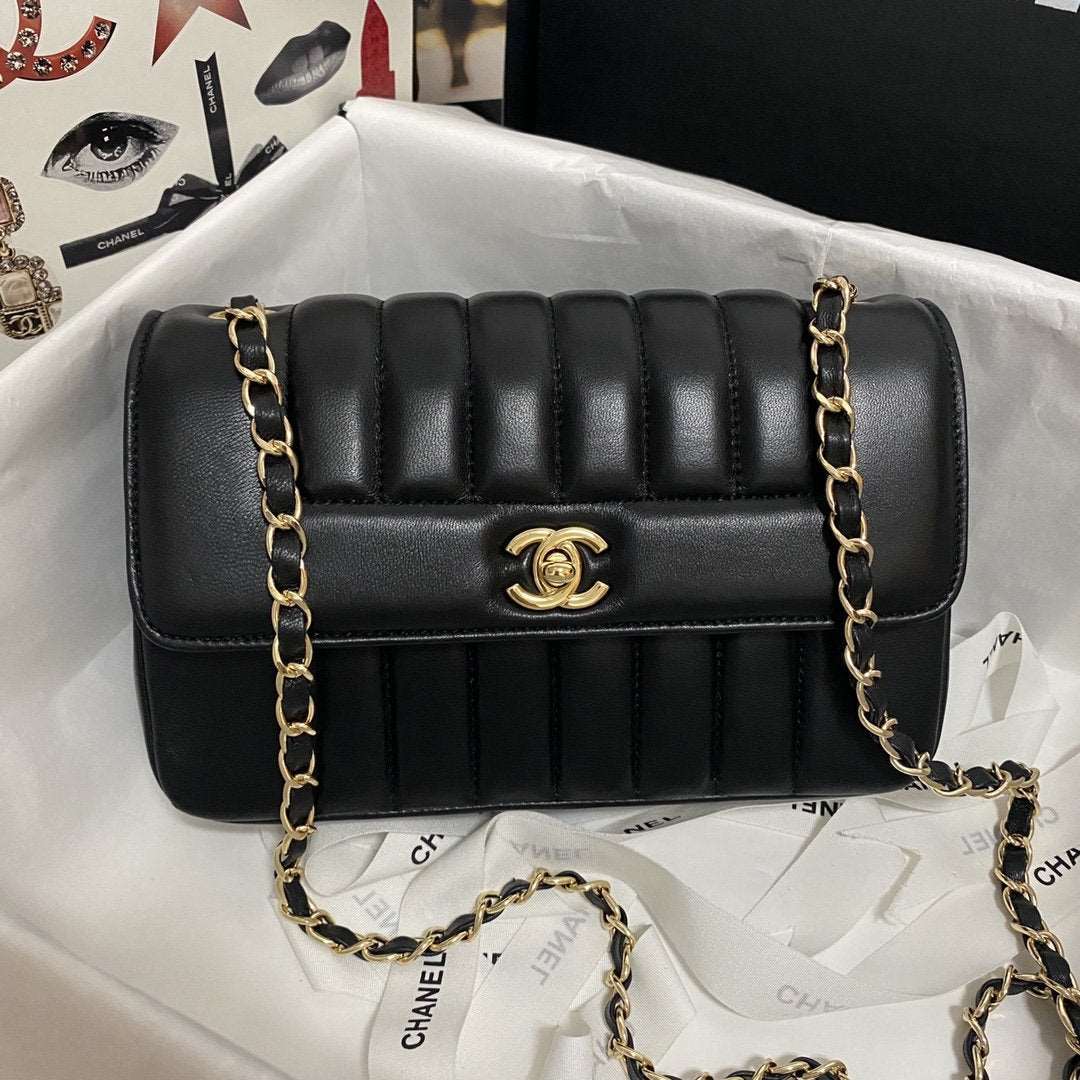 Chanel Flap Bag product image 1, provided for visual reference and product detail review