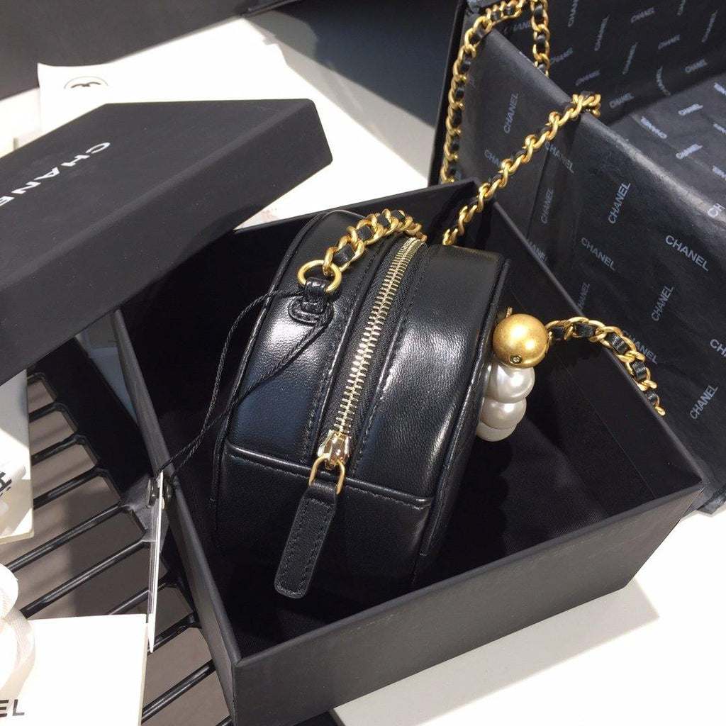 Chanel Pearl Round Clutch with Chain - Black product image 3, provided for visual reference and product detail review
