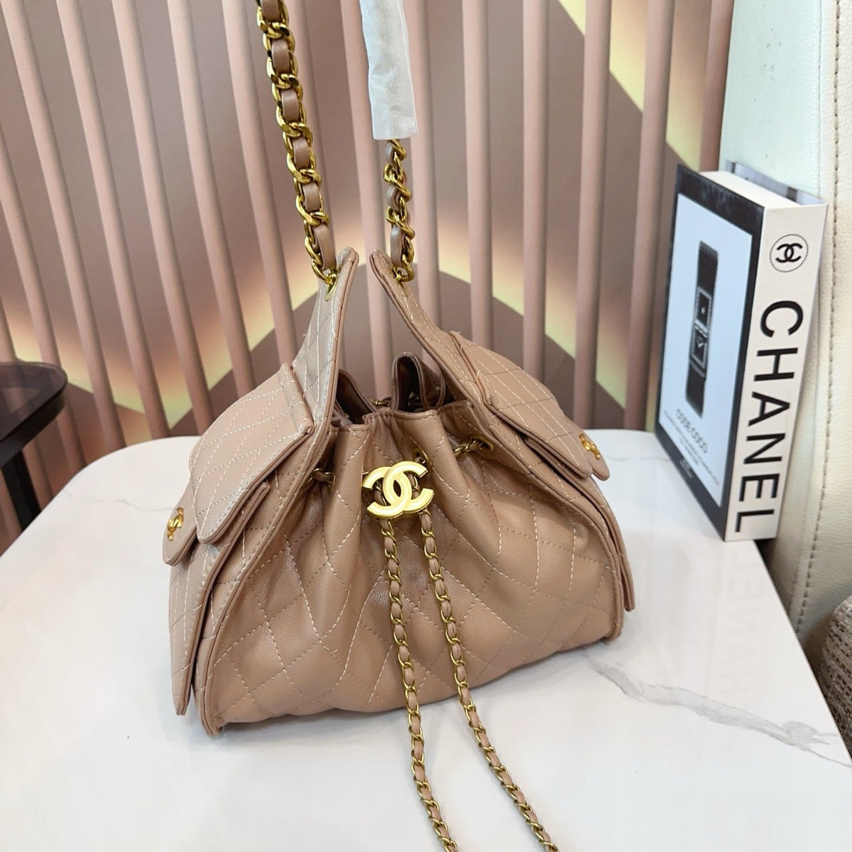 Serenityll 2001111 Chanel Bag product image 1, provided for visual reference and product detail review