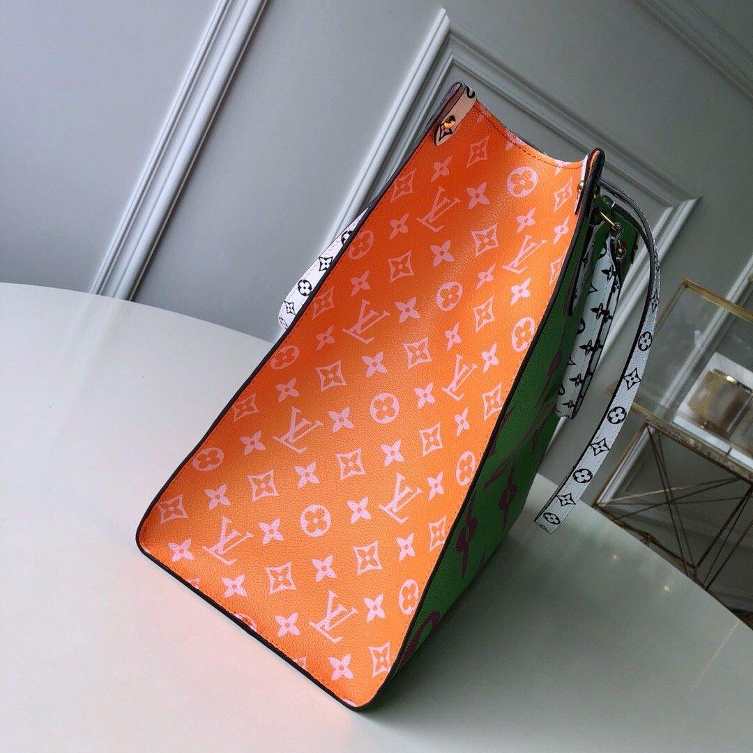 Louis Vuitton On the Go GM Tote Bag product image 4, provided for visual reference and product detail review