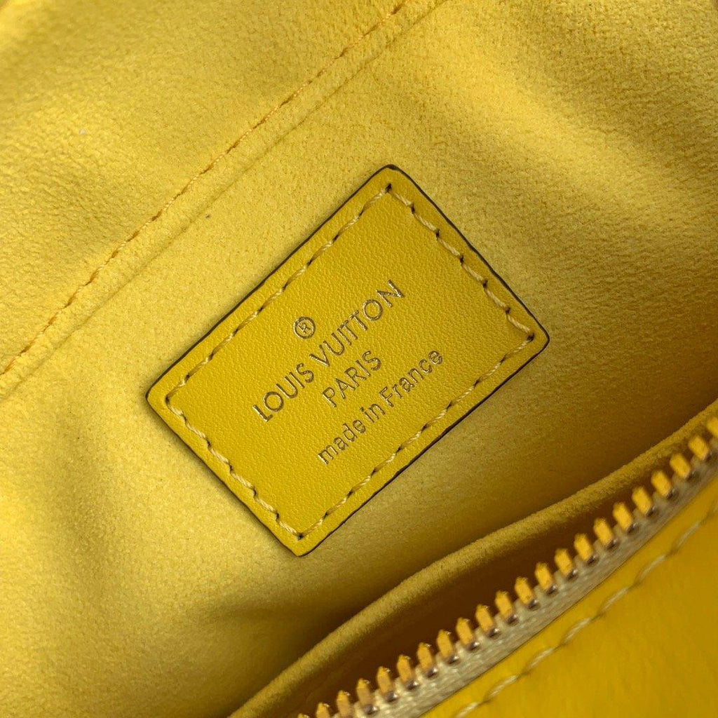 Louis Vuitton Bag product image 8, provided for visual reference and product detail review
