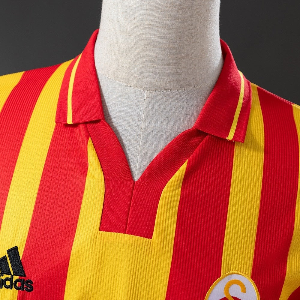 Galatasaray Jersey 1999-00 Home Retro Football Kit product image 7
