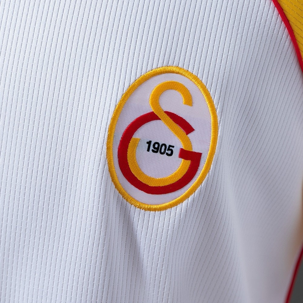 Galatasaray Jersey 1999-00 Away Retro Football Kit product image 5