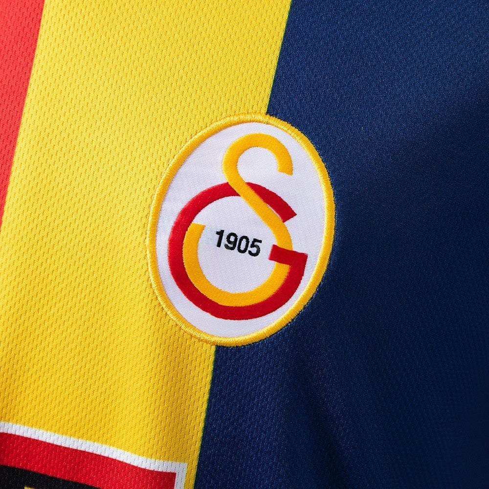 Galatasaray Jersey 1998-99 Third Retro Football Kit product image 5