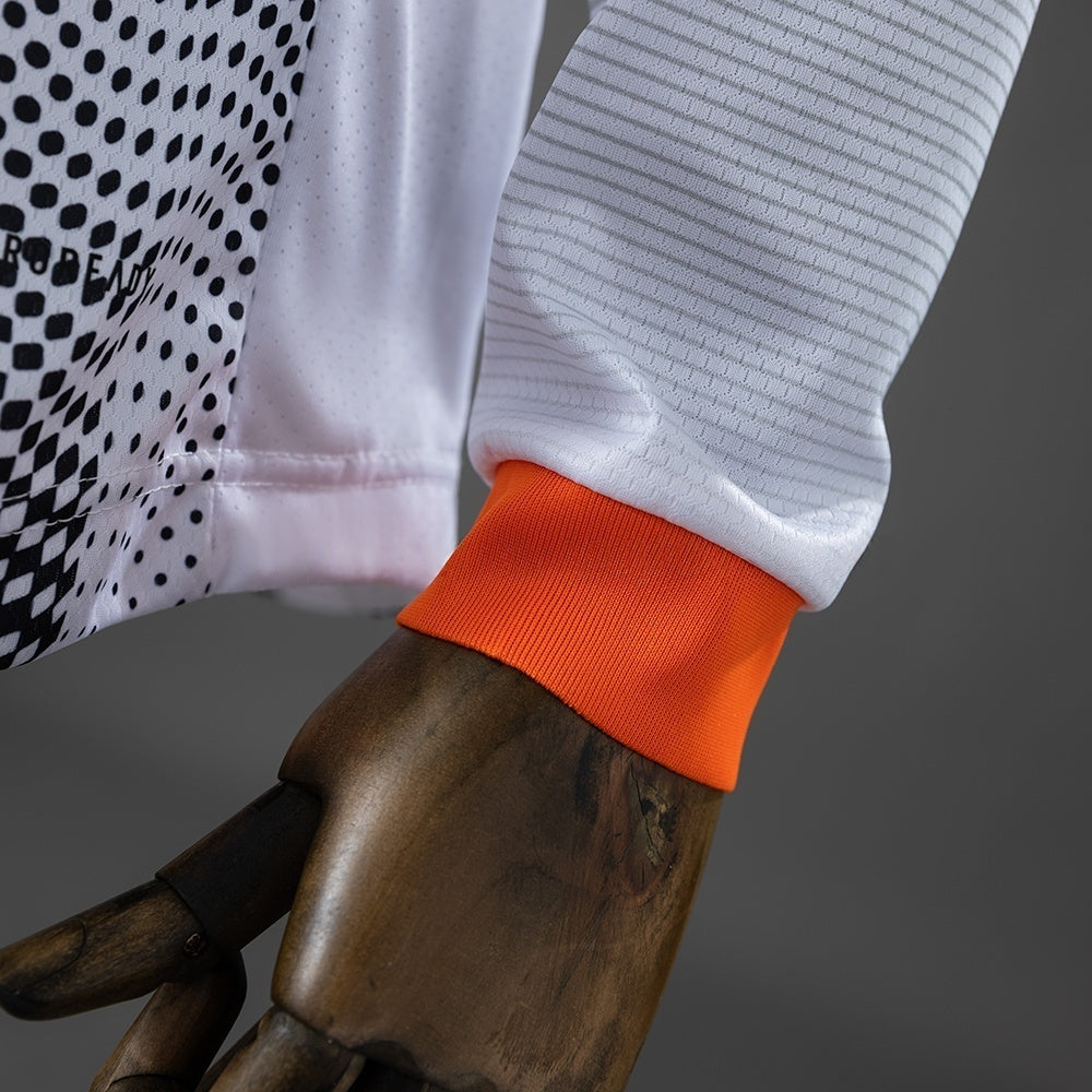 Juventus Fourth Jersey 2019-2020 Retro Long Sleeves product image 2