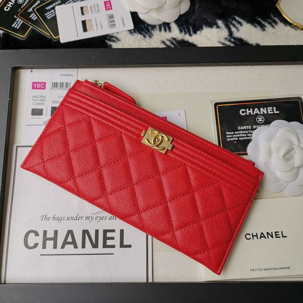 Chanel Caviar Quilted Zip Boy Pouch - Red product image 1, provided for visual reference and product detail review