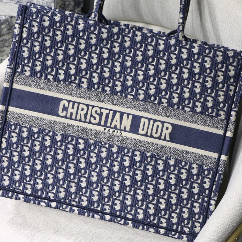 Dior Book Tote Blue product image 2, provided for visual reference and product detail review