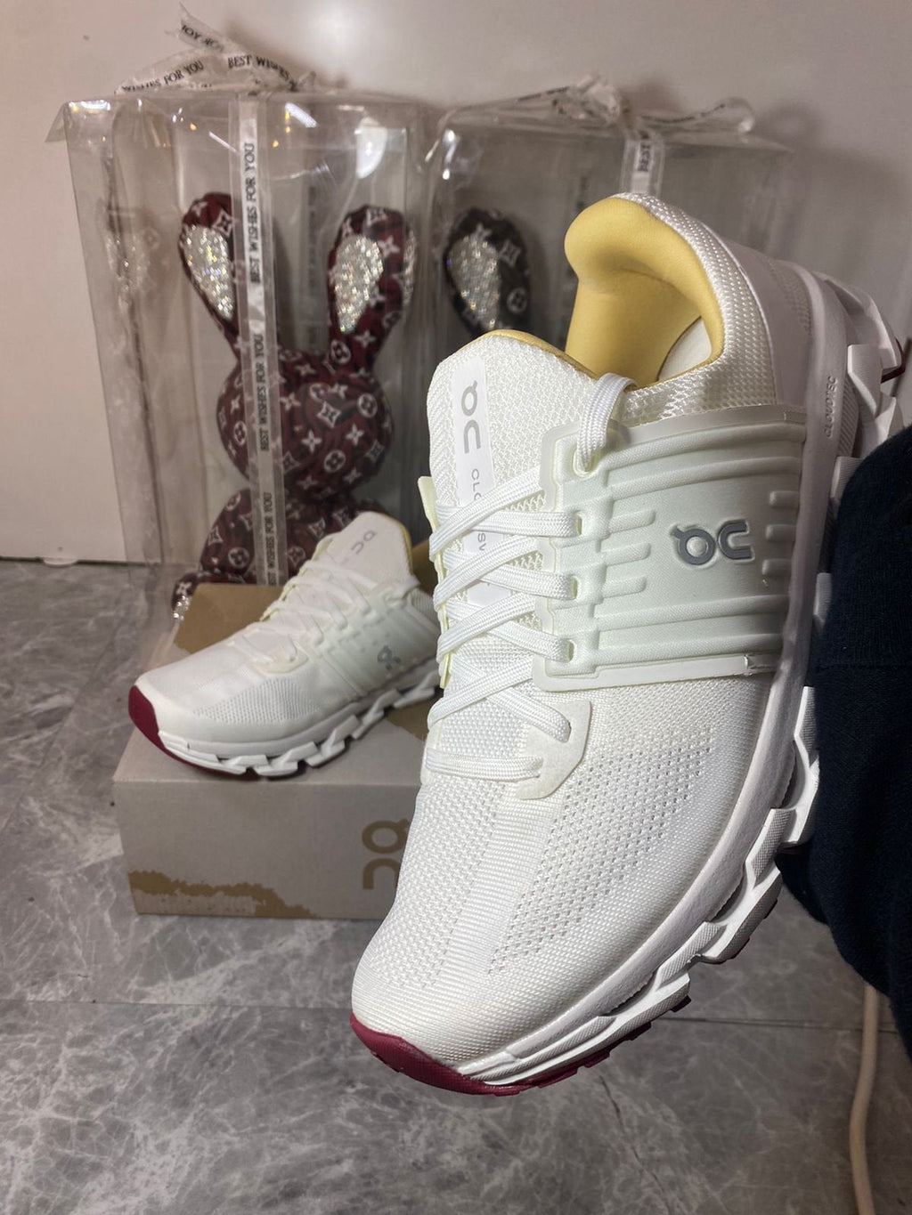 On Cloudswift Suma Undyed White Ivory Running Shoes product image 3, provided for visual reference and product detail review