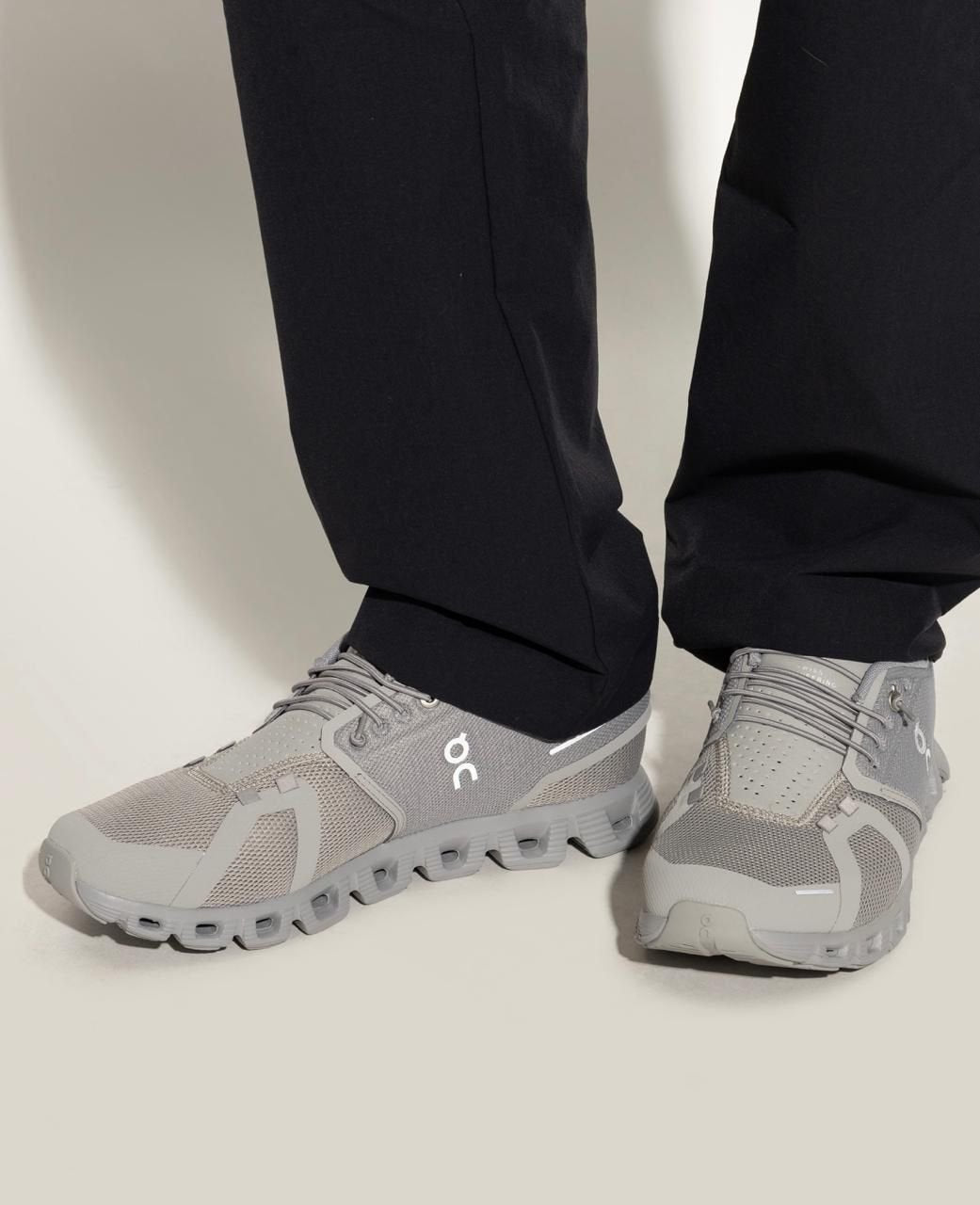 On Cloud 5 Fog Alloy Lifestyle Sneakers product image 2, provided for visual reference and product detail review