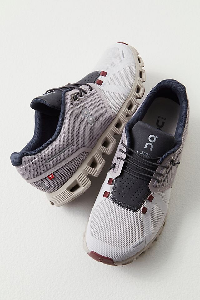 On Cloud 5 Pearl Frost Lifestyle Sneakers product image 4, provided for visual reference and product detail review