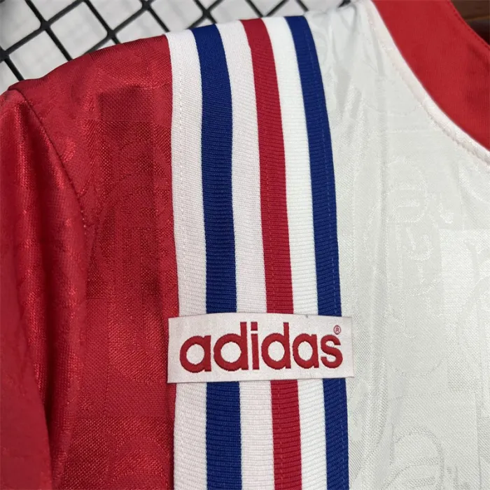Retro Rangers Away Kit 1996 1997 Football Jersey product image 7