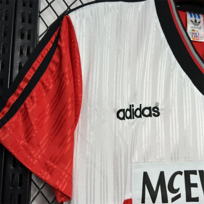 Retro Rangers Away Kit 1995 1996 Football Jersey product image 5