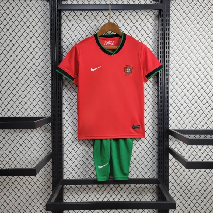 Portugal Home Kit 24/25 Euro Cup 2024 Kids Football Jersey product image 1