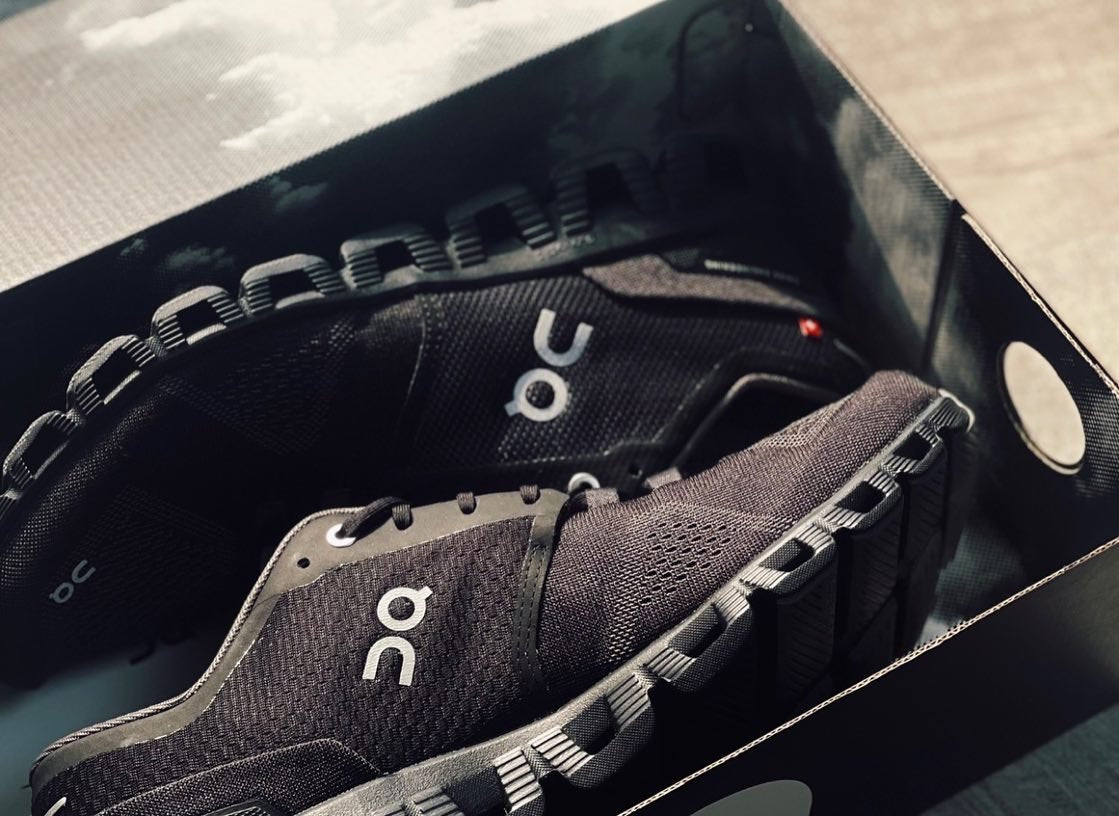 On Cloud X Full Black Training Shoes product image 3, provided for visual reference and product detail review