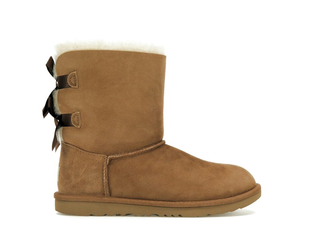 UGG Bailey Bow II Boot Chestnut (Kids) product image 1, provided for visual reference and product detail review