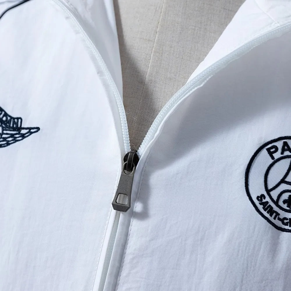 PSG Windbreaker 2025/26 White Football Kit product image 5