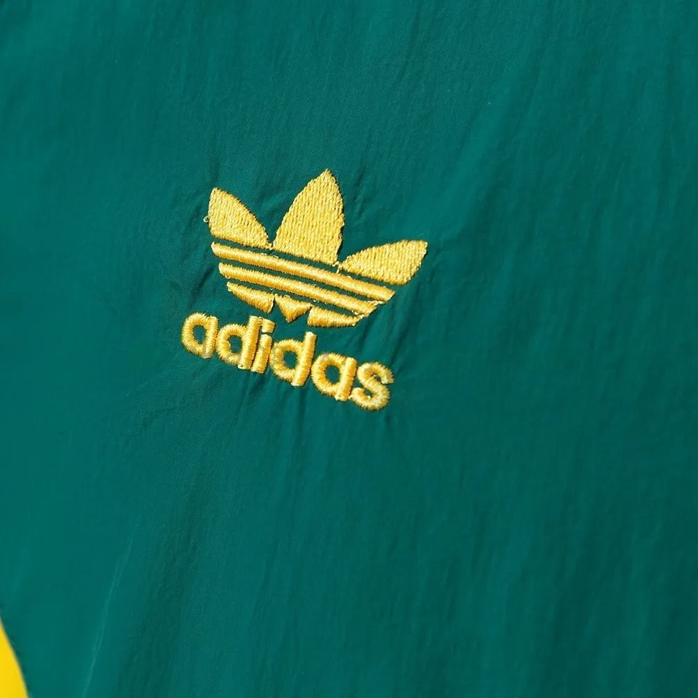 Celtic Windbreaker 2025/26 Green Football Kit product image 8