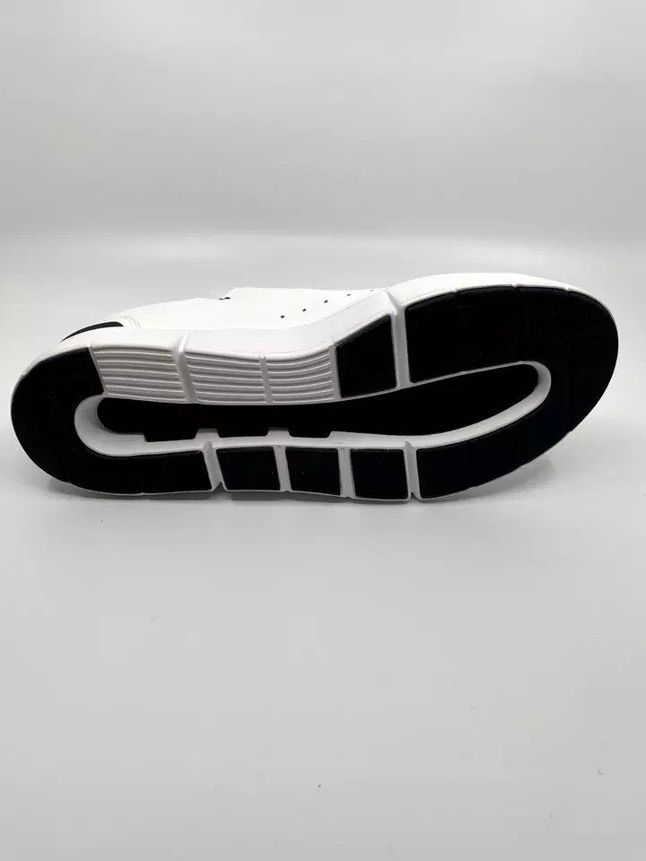 On The Roger Advantage White Midnight Lifestyle Sneakers product image 1, provided for visual reference and product detail