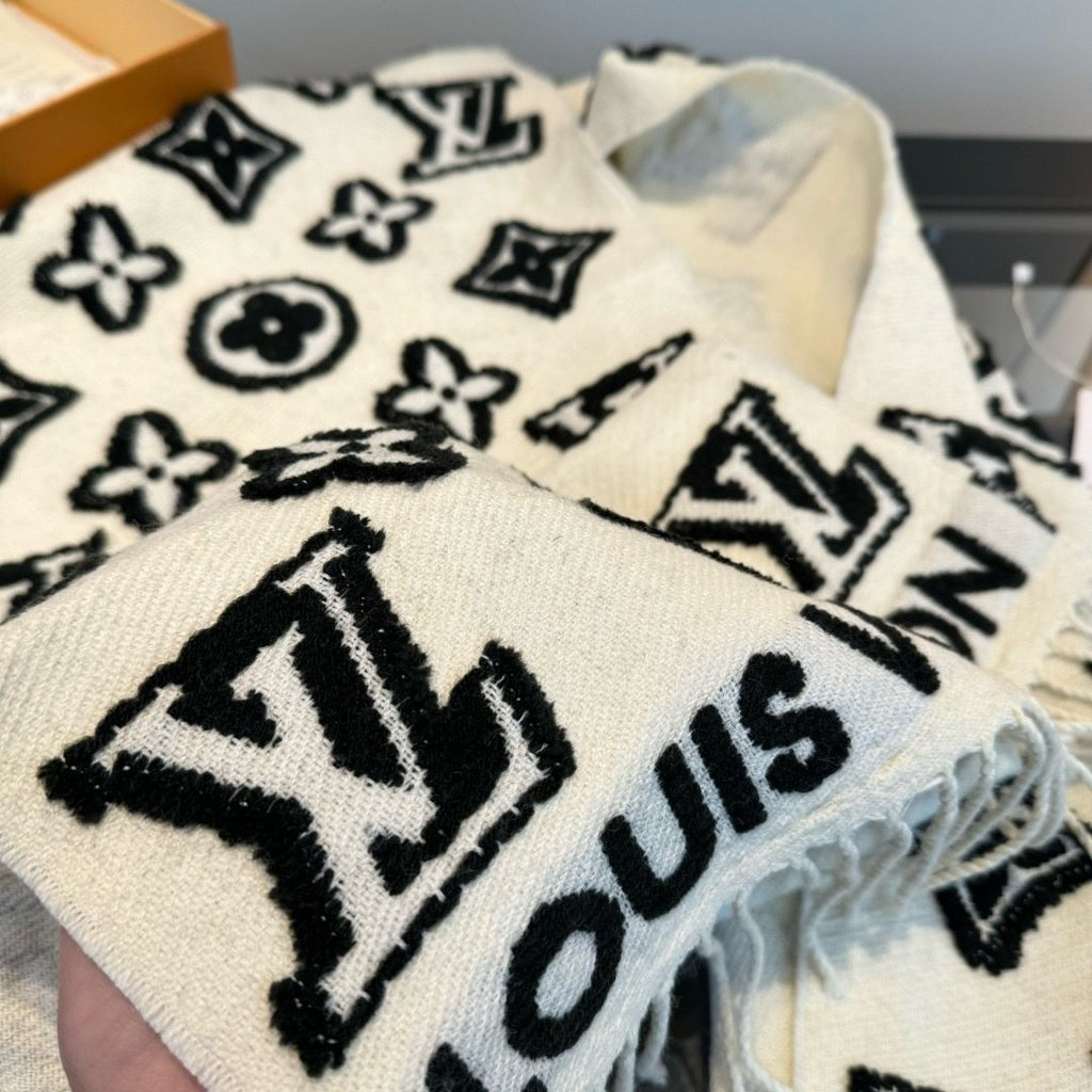 Louis Vuitton White and Black Graphic Scarf product image 7, provided for visual reference and product detail review