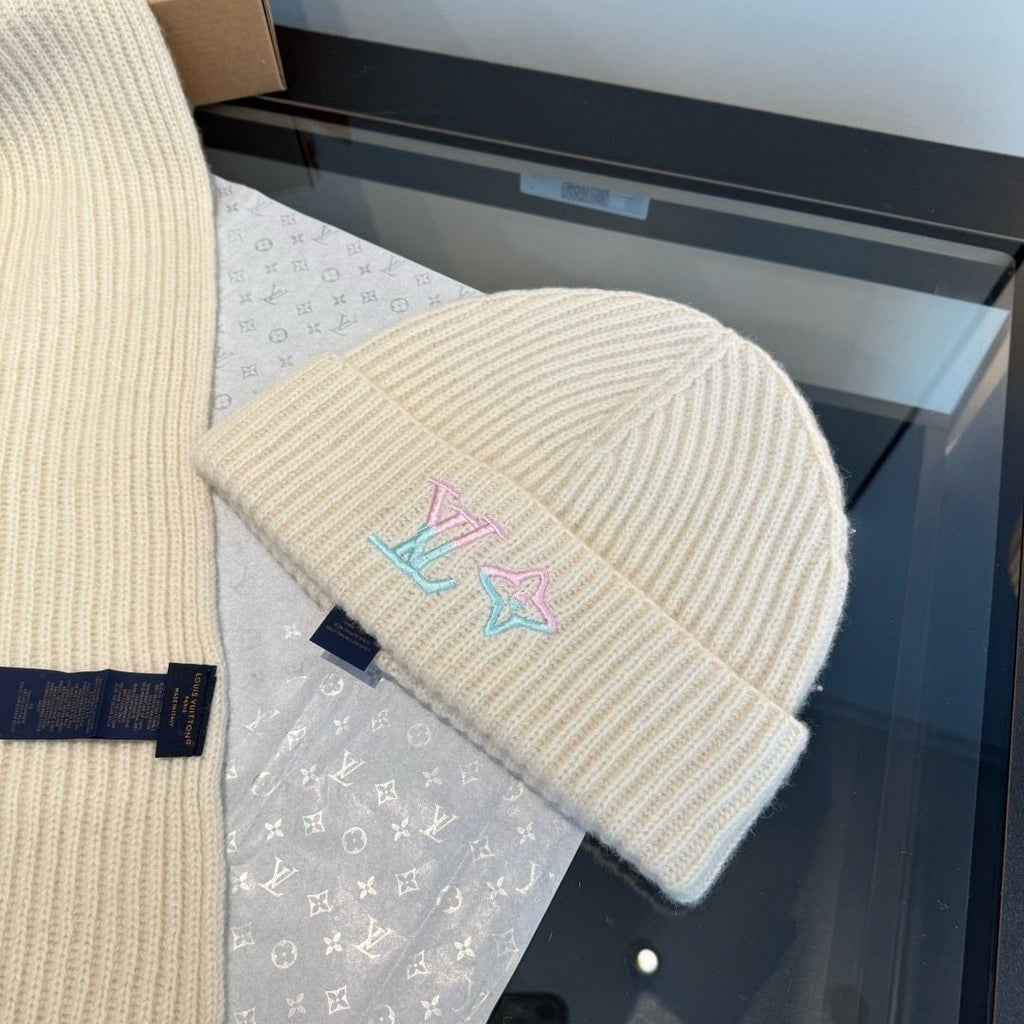 Louis Vuitton Cream Rib-Knit Scarf and Beanie Set product image 7, provided for visual reference and product detail review