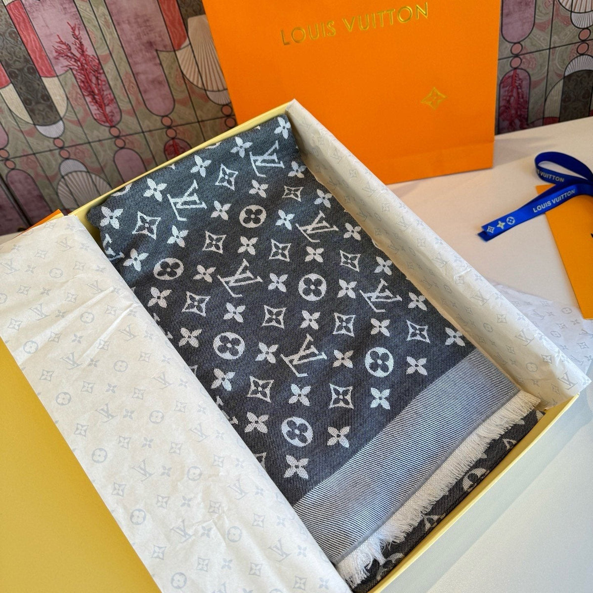 Louis Vuitton Patterned Woven Scarf product image 1, provided for visual reference and product detail review