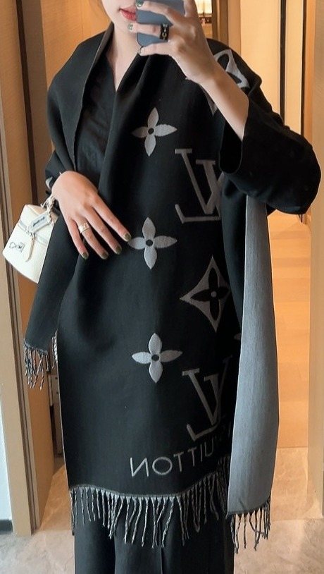 Louis Vuitton Oversized Floral and Lettered Fringe Scarf product image 1, provided for visual reference and product detail