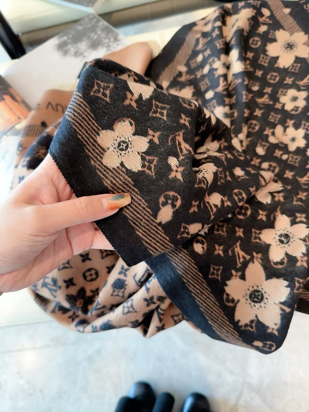 Louis Vuitton Black Floral and Monogram Fringe Scarf product image 8, provided for visual reference and product detail review