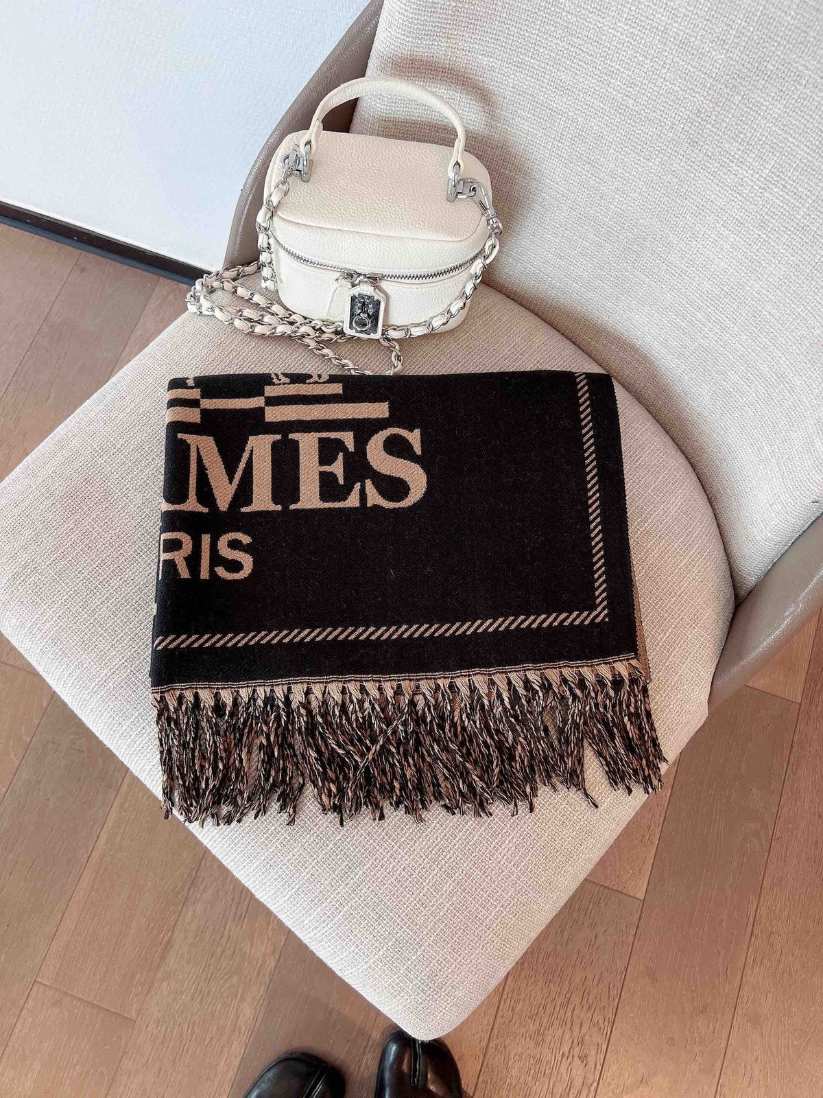 Hermès Fringed Logo Scarf product image 5, provided for visual reference and product detail review