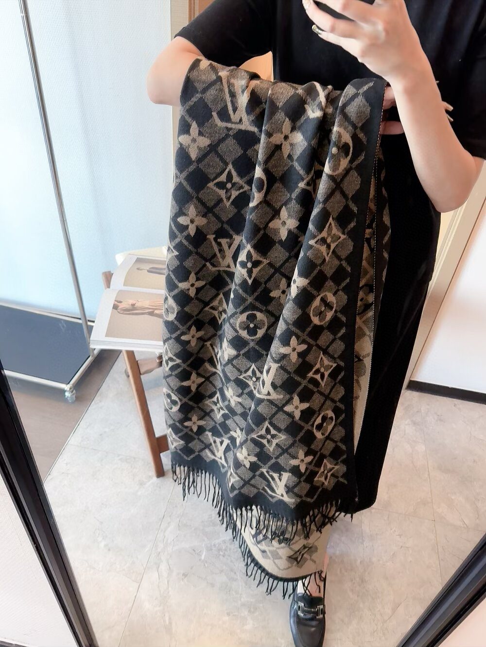 Louis Vuitton Rectangular Monogram Wrap Scarf product image 2, provided for visual reference and product detail review