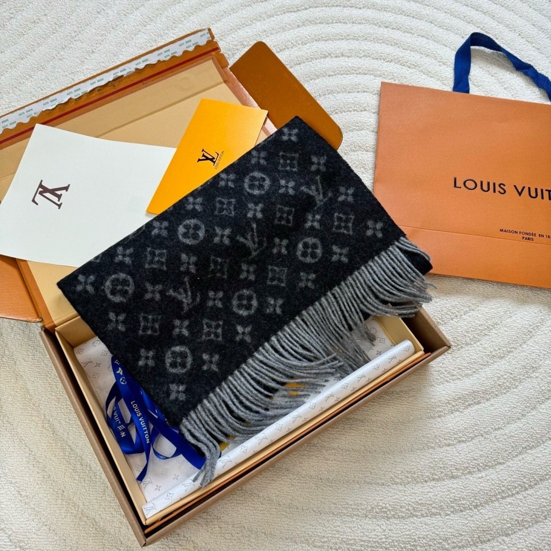 Louis Vuitton Black & Gray Monogram Scarf product image 7, provided for visual reference and product detail review
