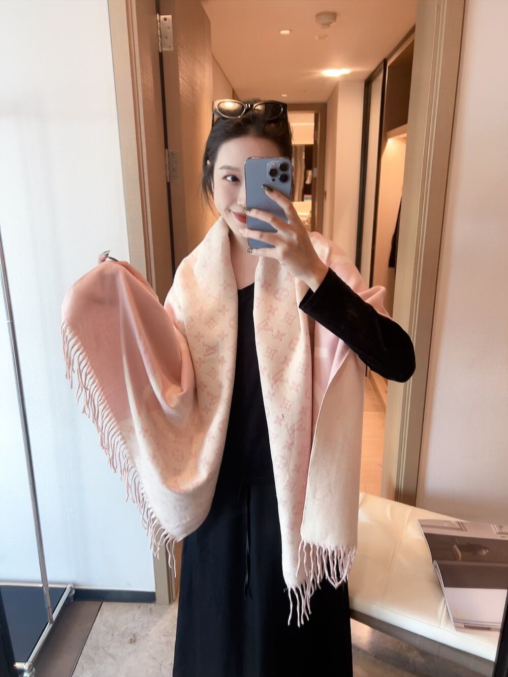 Louis Vuitton Infinity Dots Fringed Shawl product image 2, provided for visual reference and product detail review