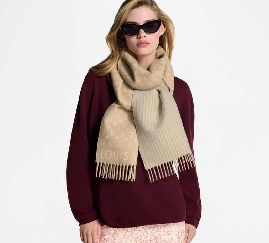 Louis Vuitton My Neverfull Monogram Scarf product image 1, provided for visual reference and product detail review