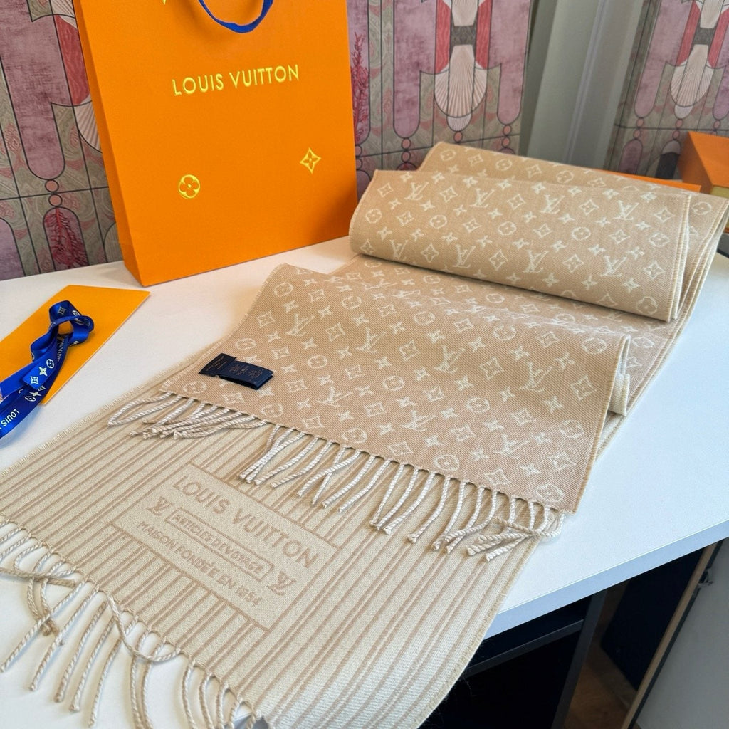 Louis Vuitton My Neverfull Monogram Scarf product image 3, provided for visual reference and product detail review