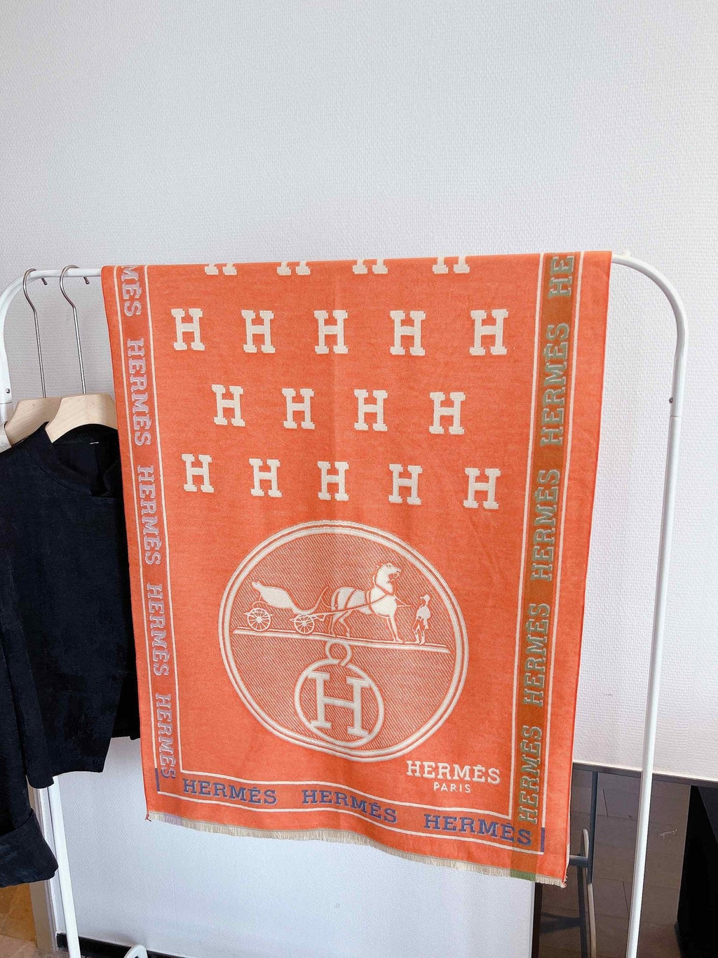 Hermès Equestrian Motif Scarf product image 1, provided for visual reference and product detail review